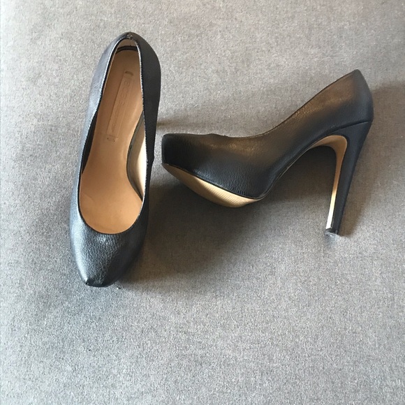 Bcbg black heels, size 7 - Picture 2 of 4